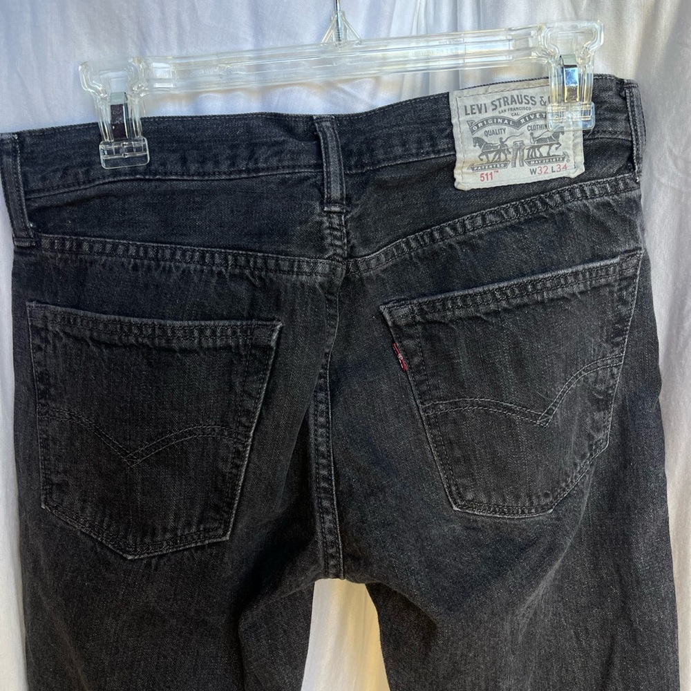 511 black levi jeans- good condition